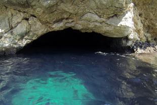 Swimming to enter the Cave