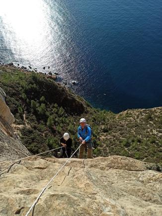 Grandes voies d'escalade dans le parc national des calanques