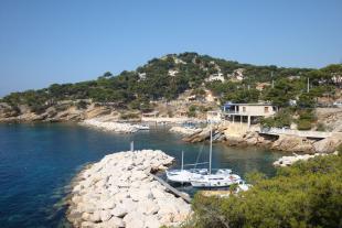 Entrée du port de Méjean