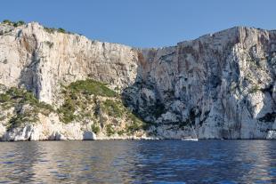 Calanque du Devenson view from the sea