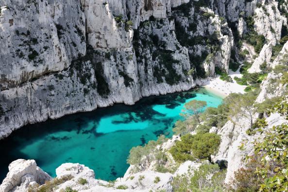 Falaises d'En vau et zone de baignade