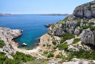 Vue globale de la calanque de podestat