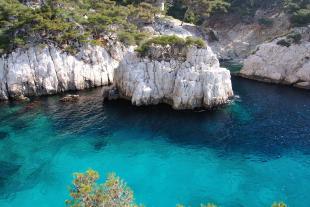 Small Island between the creeks of Sugiton