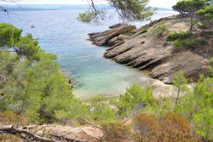 Seynerolles Calanque and small sand beach