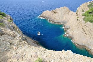 Big calanque seen from the tour Gery