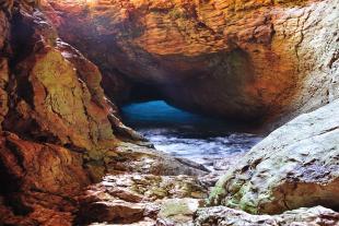 Capelan cave