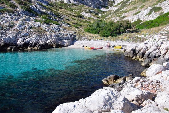 Riou beach (beach of l'Aiglon)