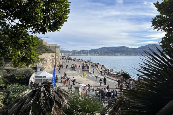 Corniche piétonne vue du parc Valmer