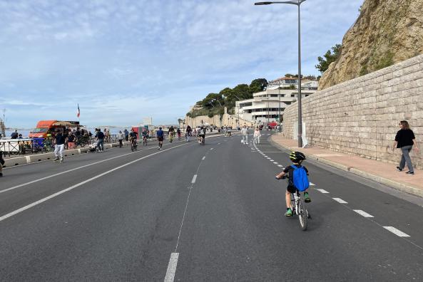 Cycling, rollerblading and pedestrians