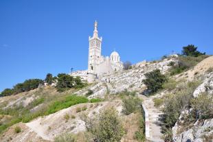 Access to Notre Dame de la Garde on the Roucas Blanc side